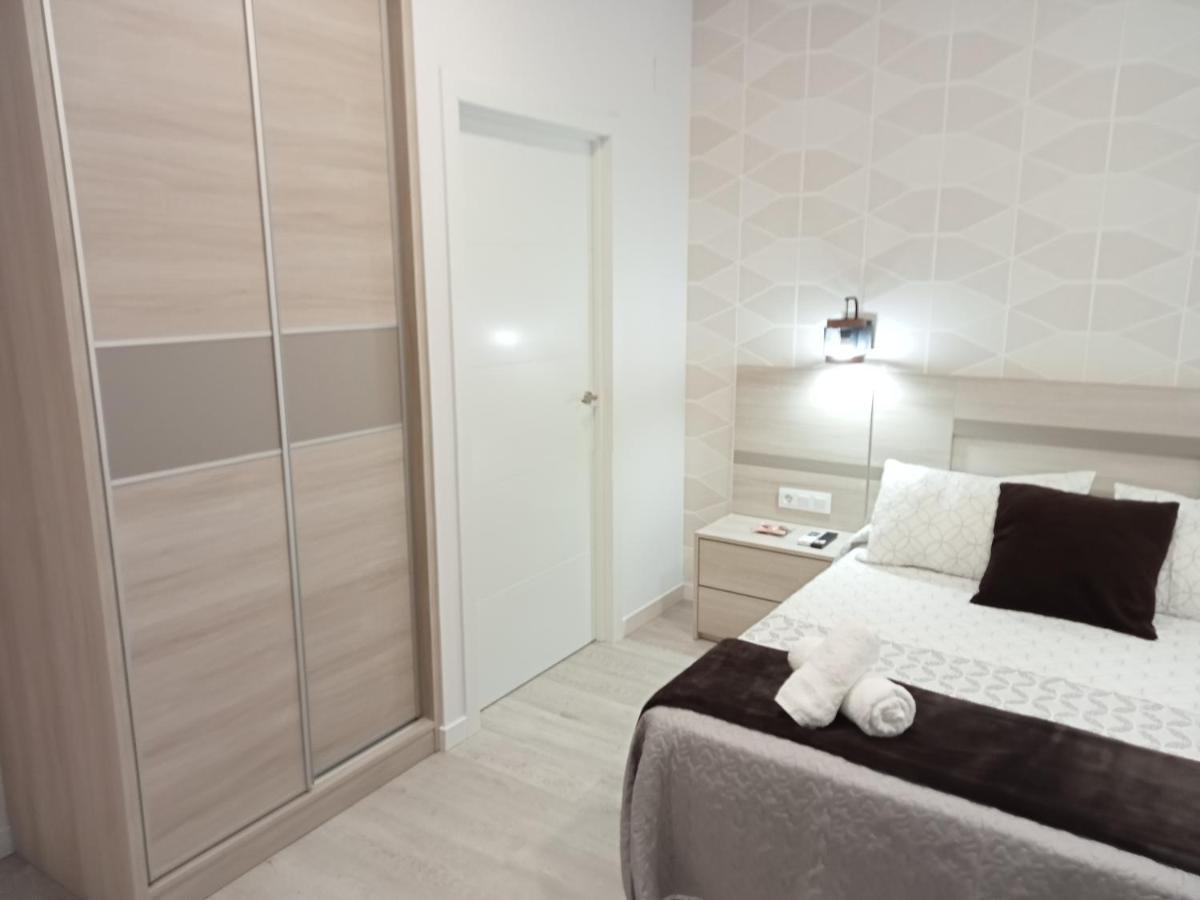 Baixo A Lua Rooming Sarria Exterior foto